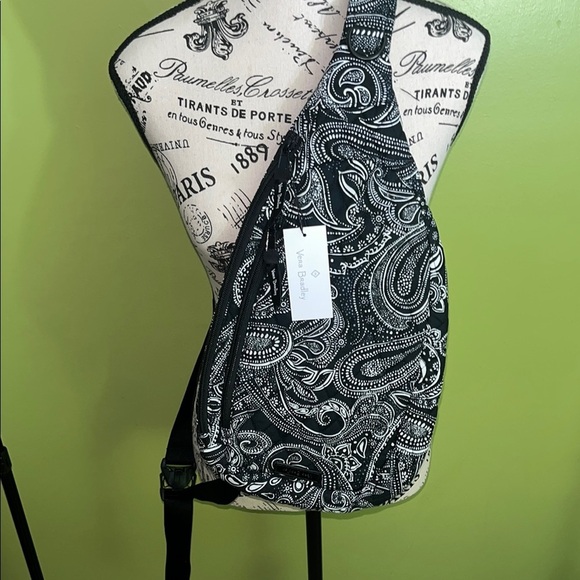 Vera Bradley Handbags - 🆕 Vera Bradley Black and White Stellar Paisley Sling Backpack Bag